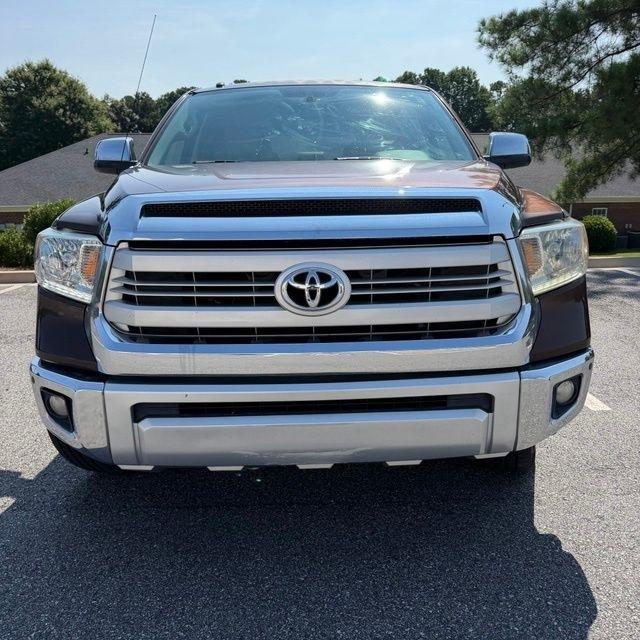 Toyota Tundra  2015