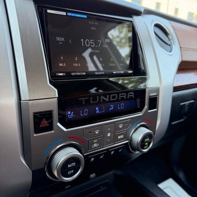 Toyota Tundra  2015