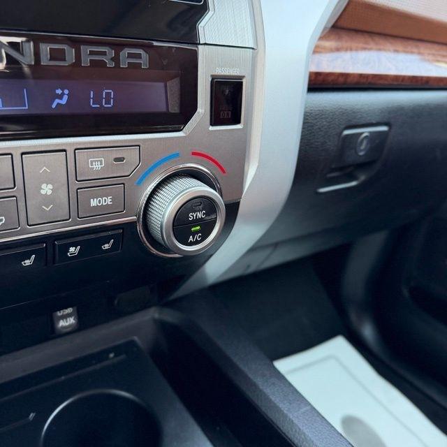 Toyota Tundra  2015