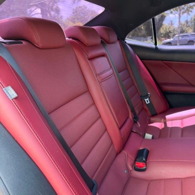 Lexus IS  2018