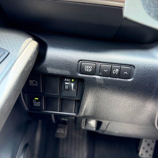 Lexus IS  2018