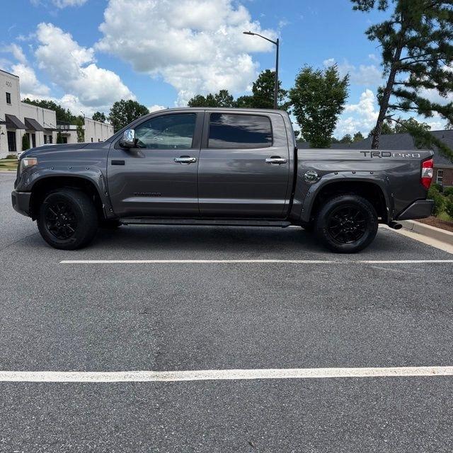 Toyota Tundra  2016