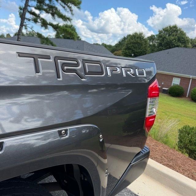 Toyota Tundra  2016