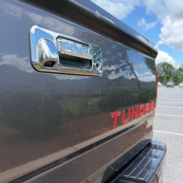 Toyota Tundra  2016