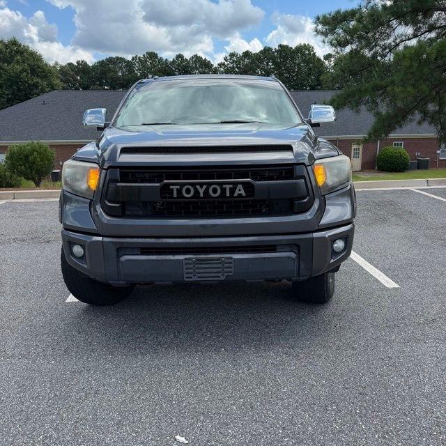 Toyota Tundra  2016
