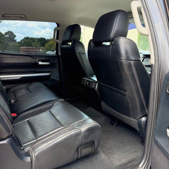 Toyota Tundra  2016