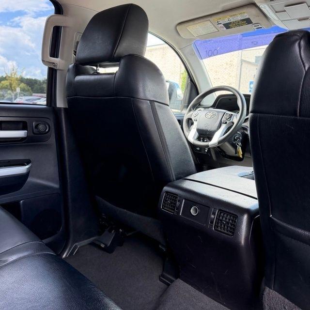 Toyota Tundra  2016