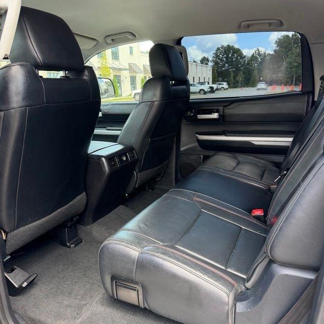Toyota Tundra  2016