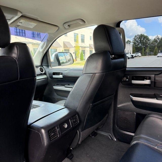 Toyota Tundra  2016