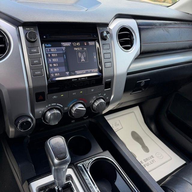 Toyota Tundra  2016