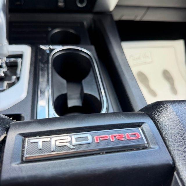 Toyota Tundra  2016