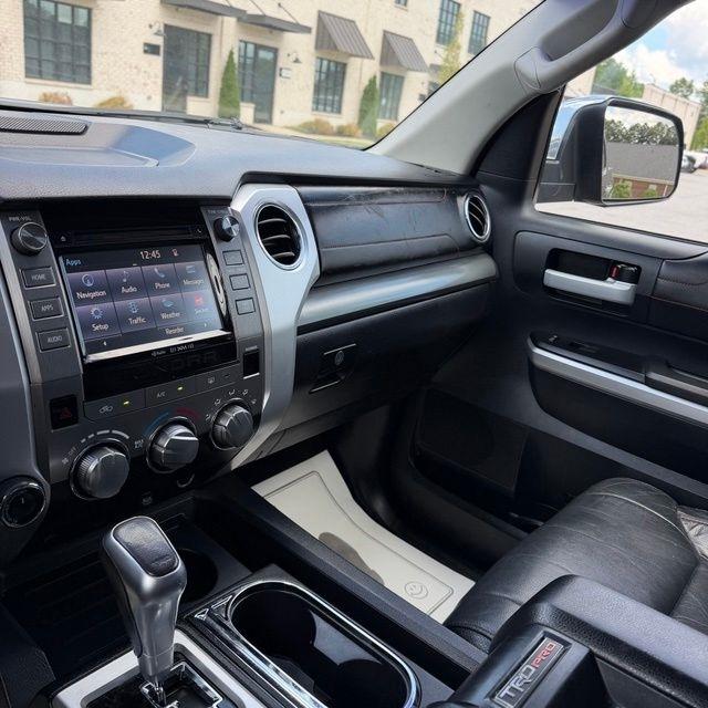 Toyota Tundra  2016