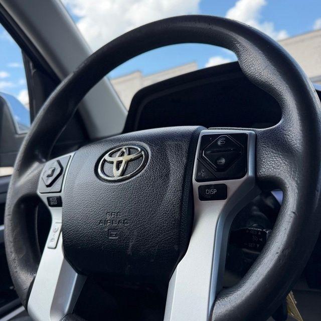 Toyota Tundra  2016