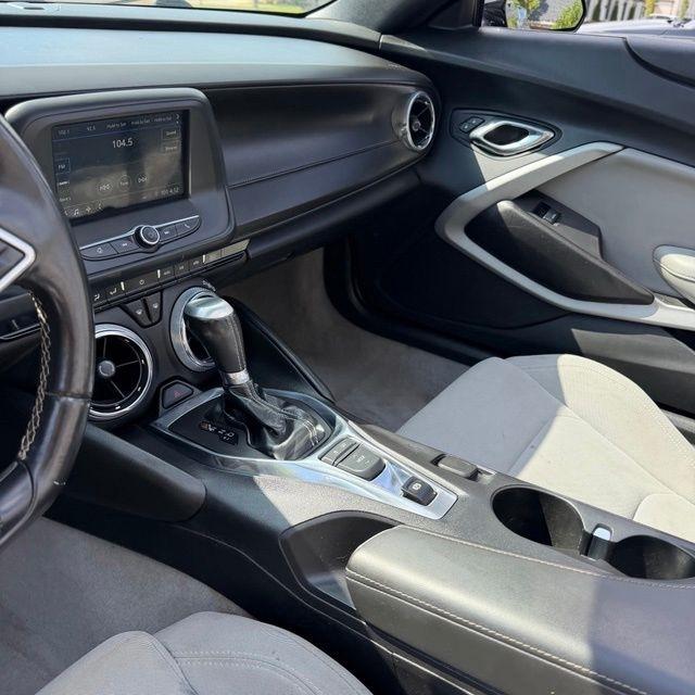 Chevrolet Camaro  2019