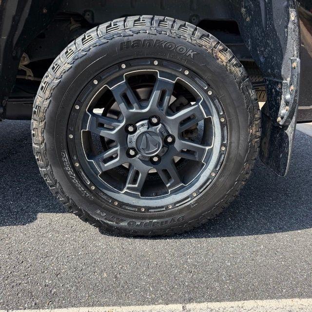 Toyota Tundra  2017