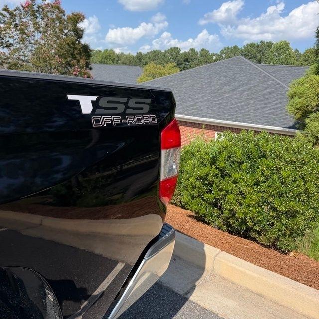 Toyota Tundra  2017