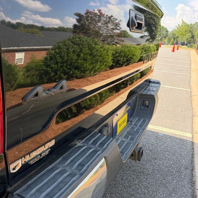 Toyota Tundra  2017
