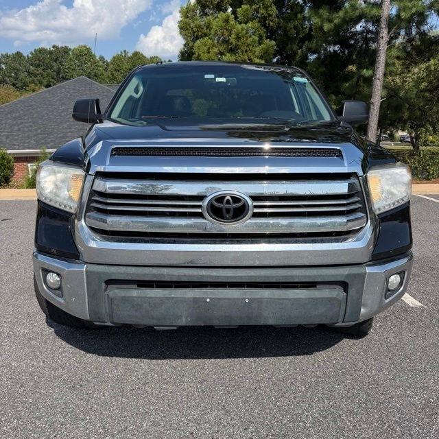 Toyota Tundra  2017