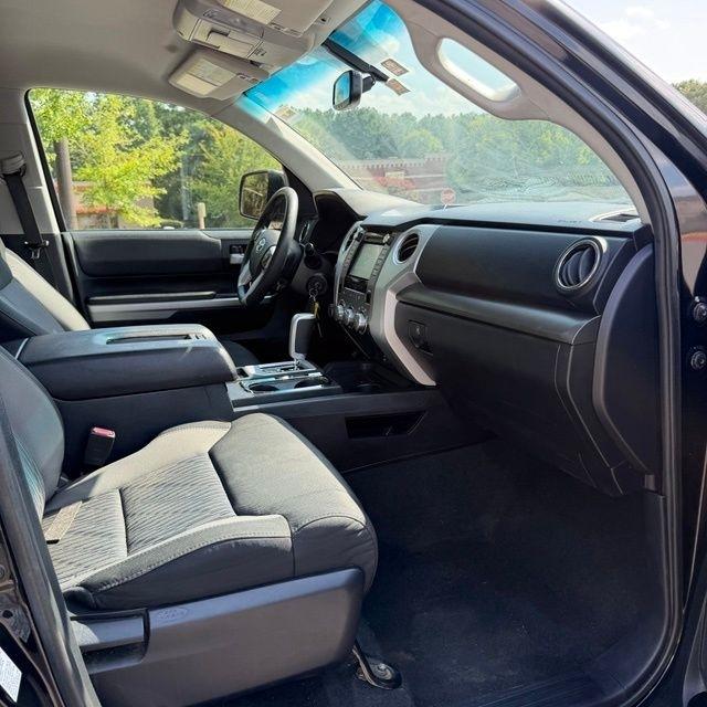 Toyota Tundra  2017