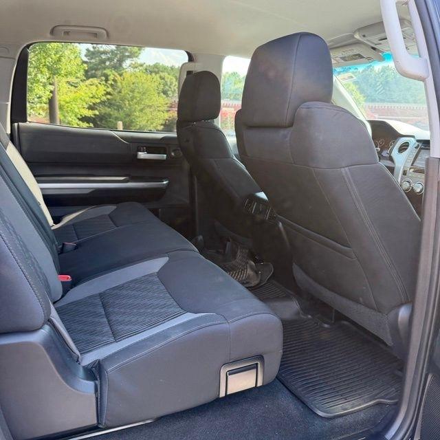 Toyota Tundra  2017