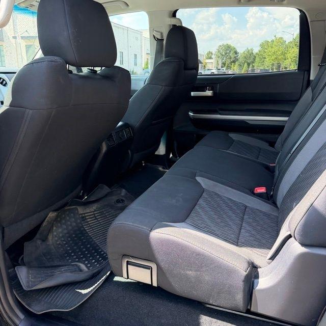 Toyota Tundra  2017
