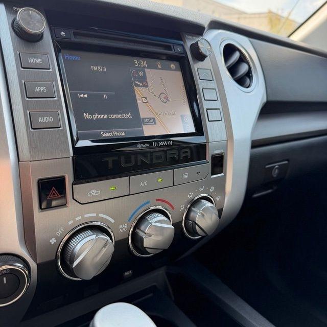 Toyota Tundra  2017