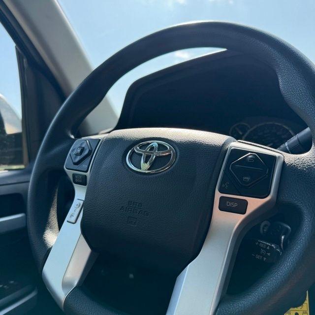 Toyota Tundra  2017