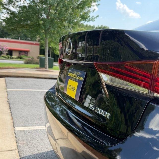 Lexus IS  2017