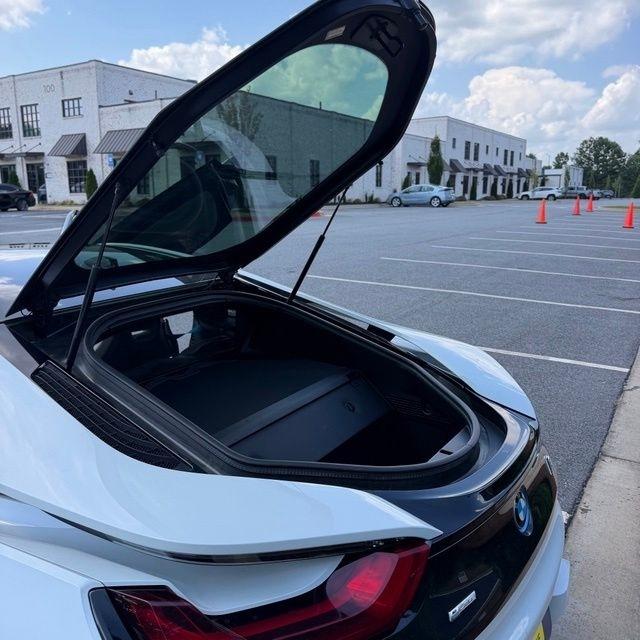 BMW i8  2015