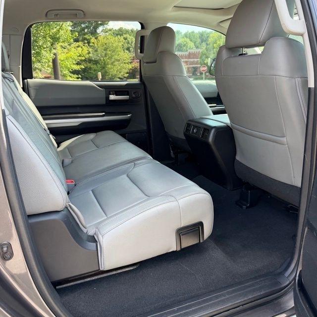 Toyota Tundra  2014