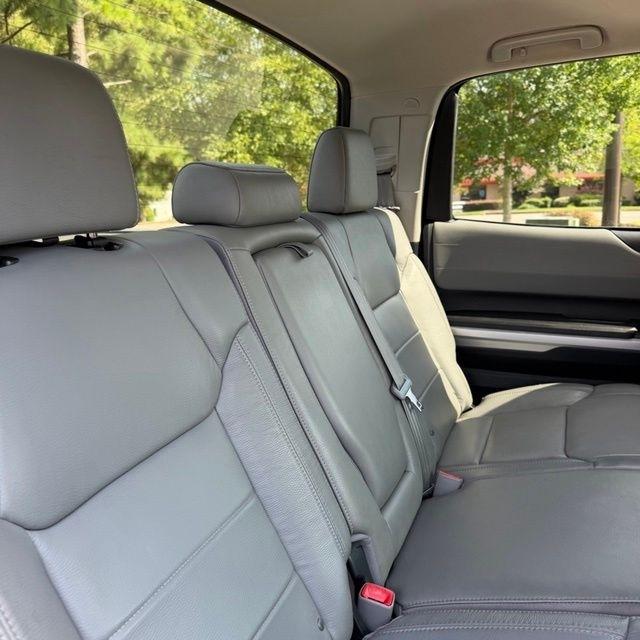 Toyota Tundra  2014