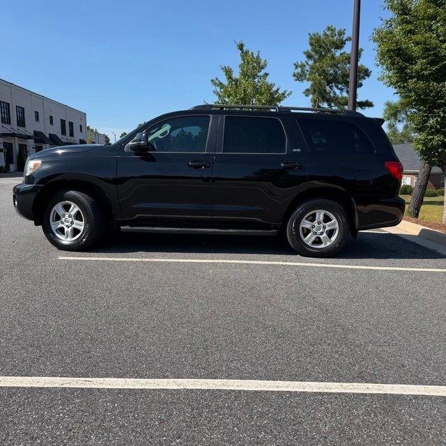 Toyota Sequoia  2015