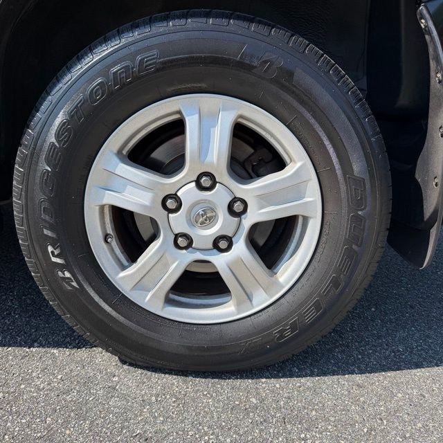 Toyota Sequoia  2015