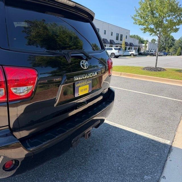 Toyota Sequoia  2015