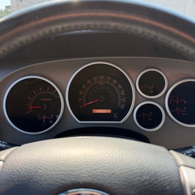 Toyota Sequoia  2015