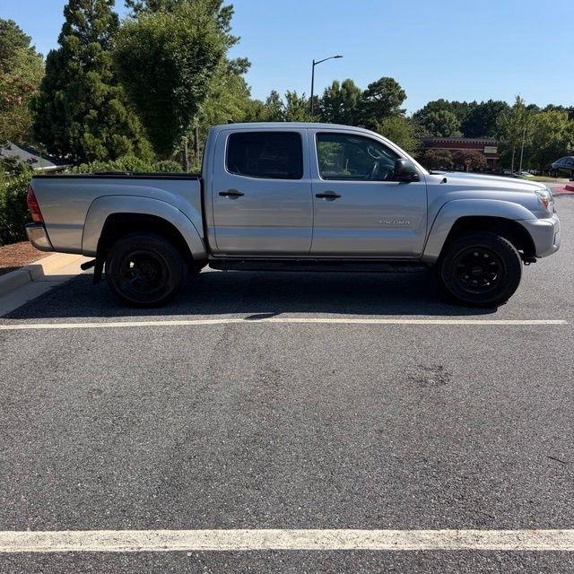 Toyota Tacoma  2014