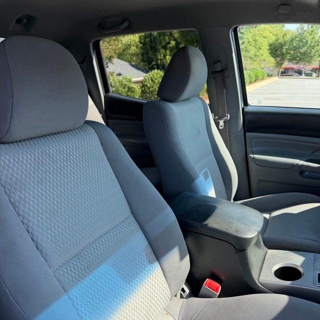 Toyota Tacoma  2014