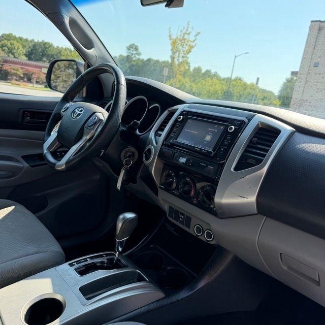 Toyota Tacoma  2014