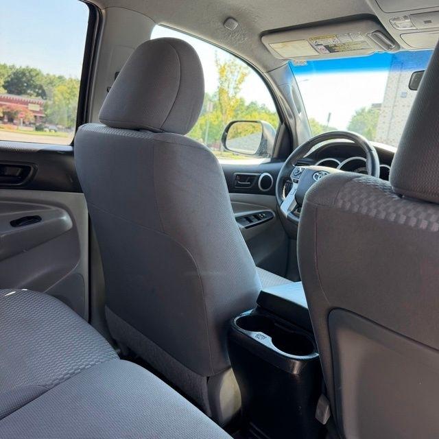 Toyota Tacoma  2014