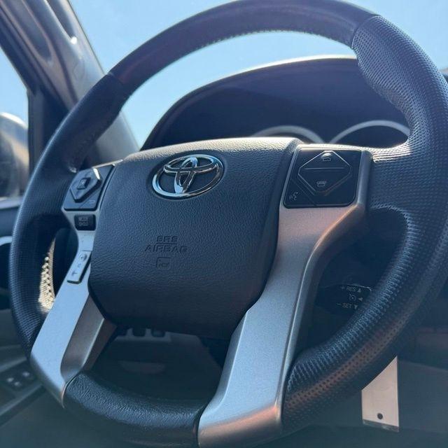 Toyota Tacoma  2014