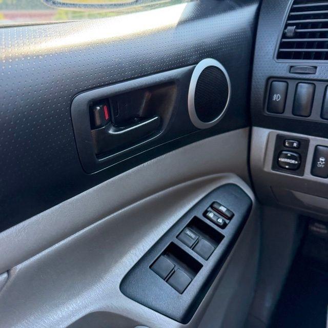 Toyota Tacoma  2014