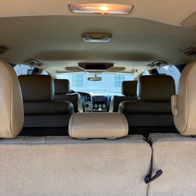 Toyota Sequoia  2013