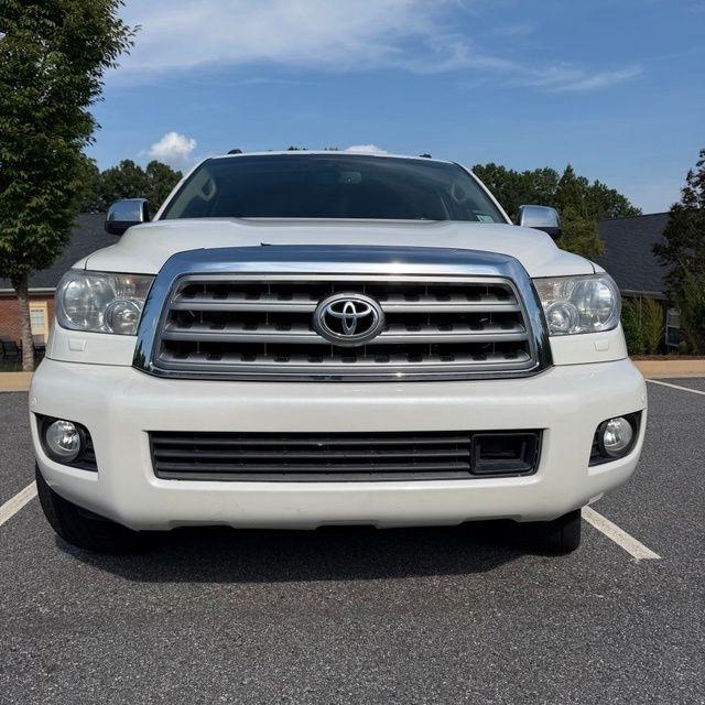 Toyota Sequoia  2013