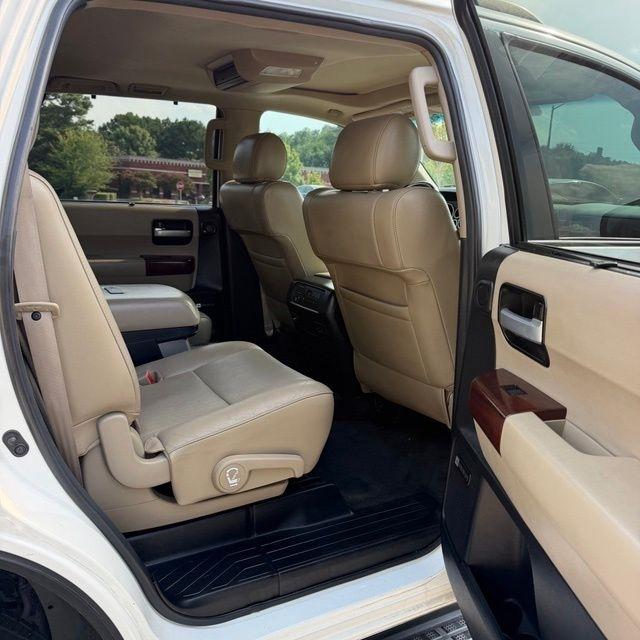 Toyota Sequoia  2013