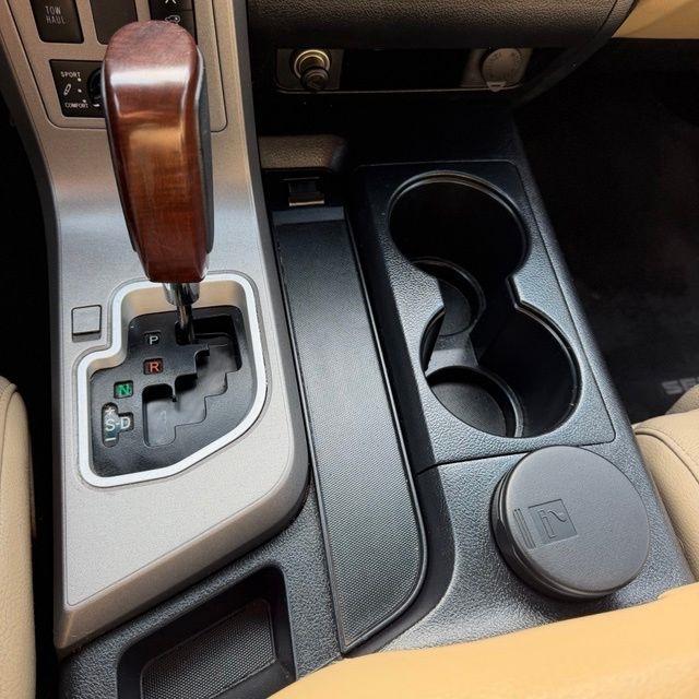 Toyota Sequoia  2013