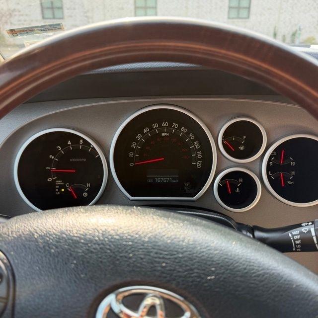 Toyota Sequoia  2013