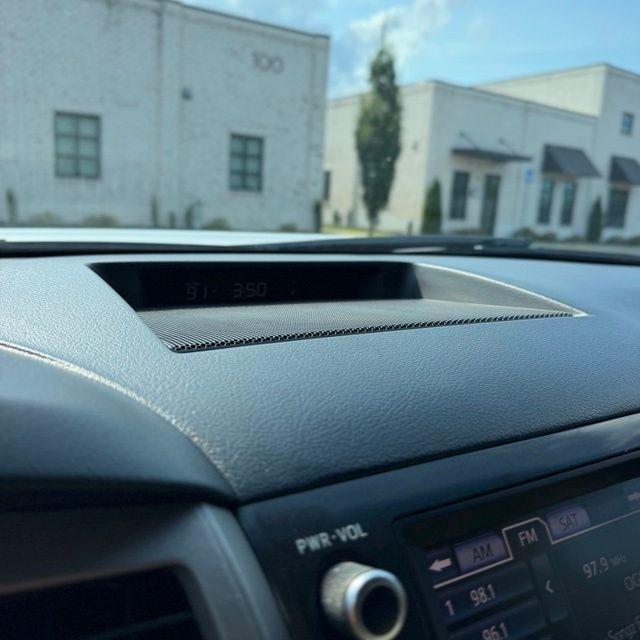 Toyota Sequoia  2013