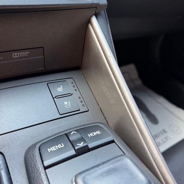 Lexus IS  2015