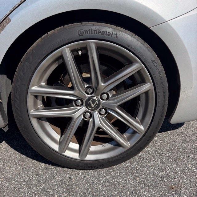 Lexus IS  2015