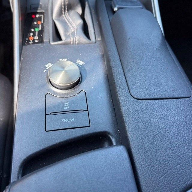 Lexus IS  2015